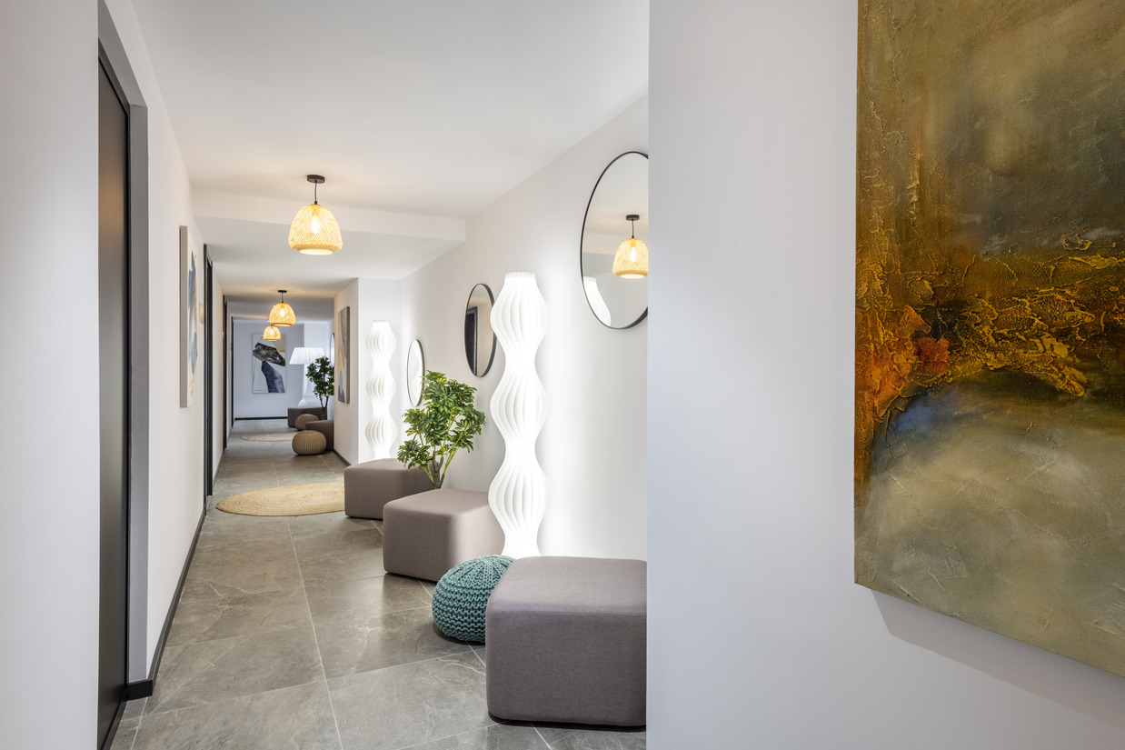 1726217427060 DSC_50763 Copy